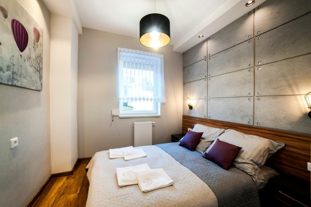 Ferienwohnung Urban Apart Uniejów Exterior foto
