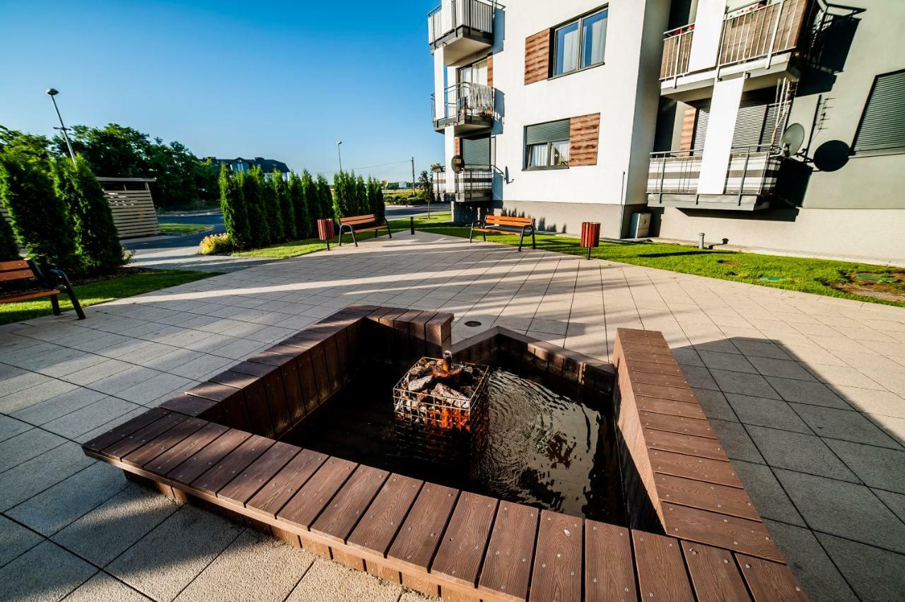 Ferienwohnung Urban Apart Uniejów Exterior foto