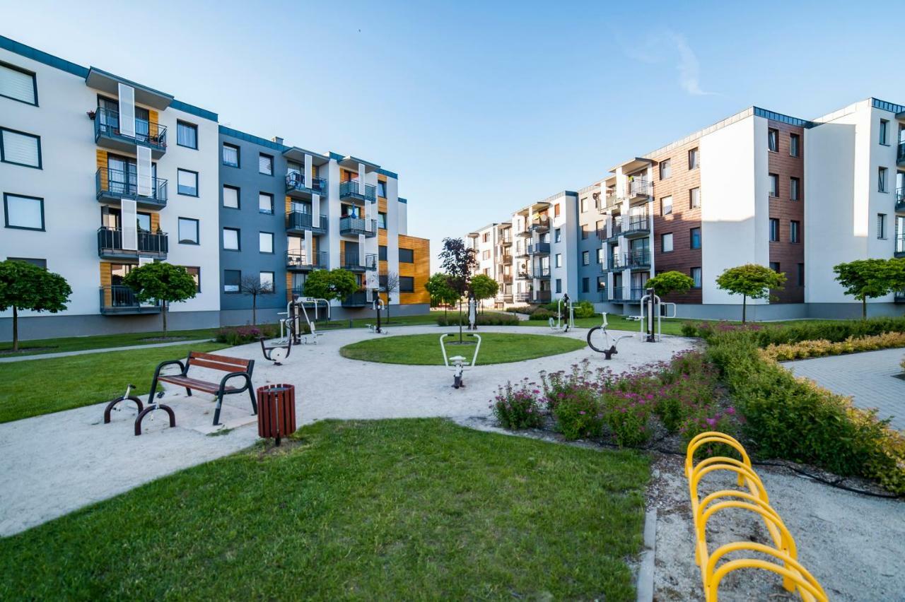 Ferienwohnung Urban Apart Uniejów Exterior foto